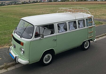 Volkswagen T2 T2b-Bulli-Camper