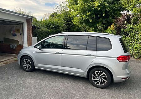 VW Touran Volkswagen 1.6 TDI SCR Join