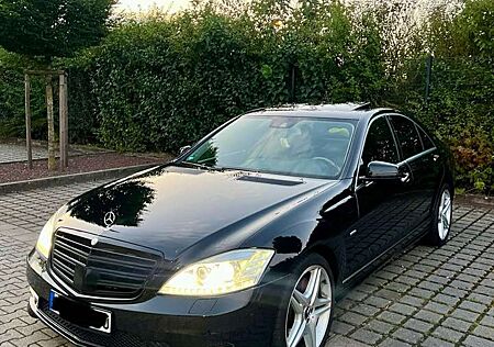 Mercedes-Benz S 350 BlueTec (221.026)