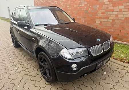 BMW X3 -3.0d-LEDER-NAVI-PANO-MEMORY-PDC-ALU