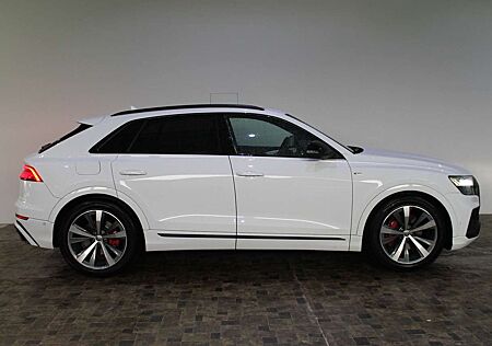Audi Q8 55 TFSI quattro S-Line, Pano, Matrix, Massage, HUD
