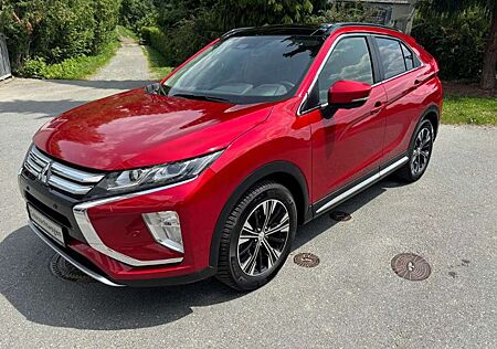 Mitsubishi Eclipse Cross TOP Panorama Navi 4WD CVT