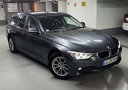 BMW 320d 320 Touring xDrive Aut.