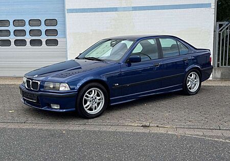 BMW 328 i Sport Edition--M-PAKET