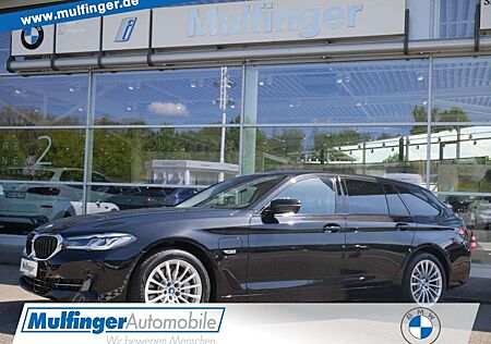 BMW 530 e xDrive T. SurView HUD LiveProf.Lenkradh.AHK