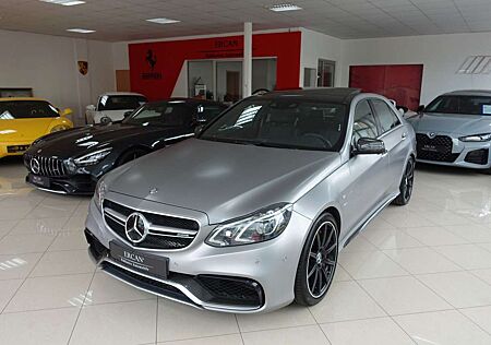Mercedes-Benz E 63 AMG E63s AMG 4Matic / Keramik / Carbon / 3D B&O/ 1.H