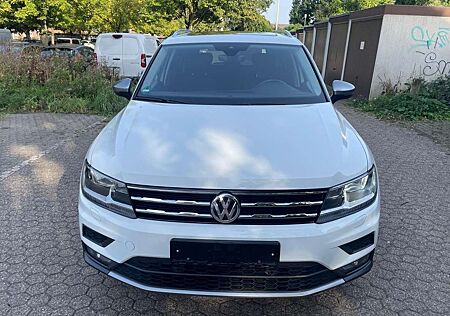 VW Tiguan Allspace Volkswagen 2.0 TDI SCR 4Motion Comfortline