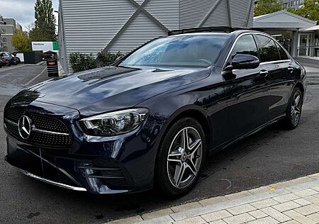 Mercedes-Benz E 300 -de AMG Line Pano-360-BUS-