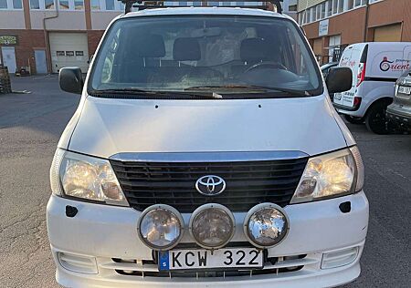 Toyota Hiace with A/C 2009 4WD