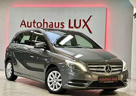 Mercedes-Benz B 200 CDI*BiXENON*PANORAMA*NAVI*PARKASSIST*SITZH