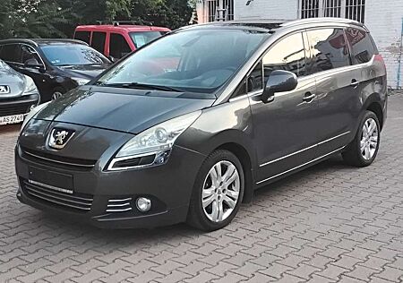Peugeot 5008 Family. Automatikgetriebe Neue Tüv