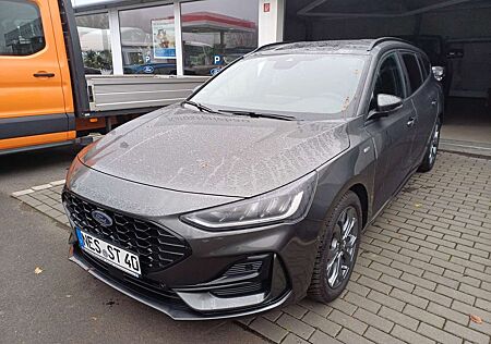 Ford Focus ST-Line Mildhybrid Toter-Winkel Styling Paket