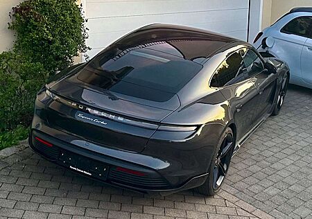 Porsche Taycan Turbo