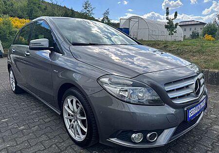 Mercedes-Benz B 180 -Automatik-Leder-Navigation-