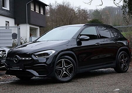 Mercedes-Benz GLA 200 AMG Line/1 HAND/DISTRONIC+/360°/NIGHT/19