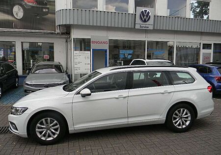 VW Passat Variant Volkswagen Business 2,0 TDI DSG AHK Kamera