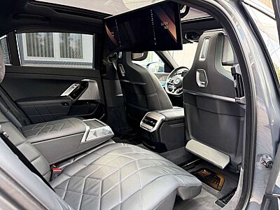BMW i7 xDrive 60 M Sportpaket Fond Entertainment