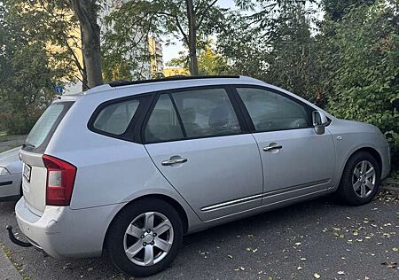 Kia Carens 7 sitzer