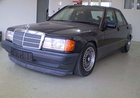 Mercedes-Benz 190 E 2.3 / Automatik / Klimaanlage / el.Schiebedach..