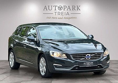 Volvo V60 Kombi Momentum (AHK-NAVI-KLIMA-BT-TEMPO-PDC)
