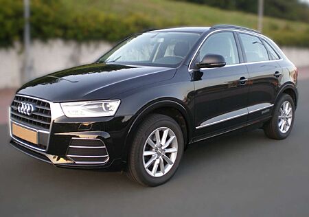 Audi Q3 2.0 TFSI quattro S tronic sport