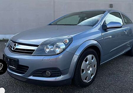 Opel Astra -H GTC Edition