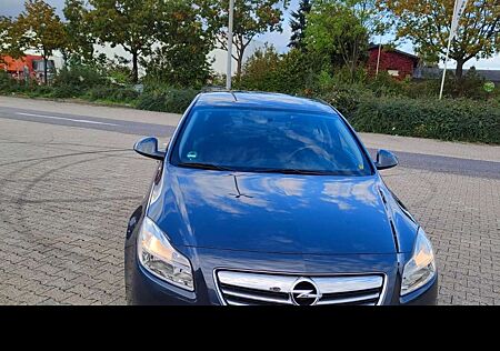 Opel Insignia 1.8 Edition