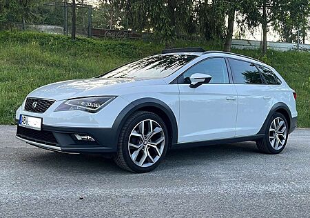 Seat Leon 2.0 TDI Xperience, AHK, Pano, 8-fach, Bremsen