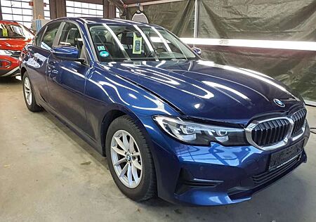 BMW 320 d Limousine Advantage