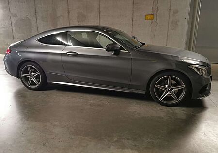 Mercedes-Benz C 180 Coupe 9G-TRONIC AMG Line