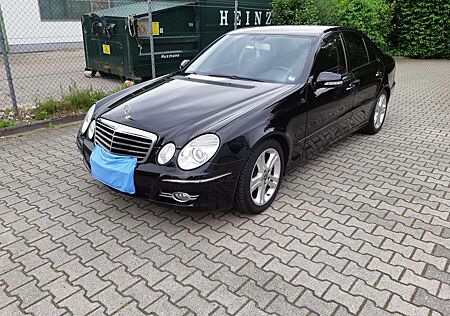 Mercedes-Benz E 200 Kompressor Automatik Avantgarde