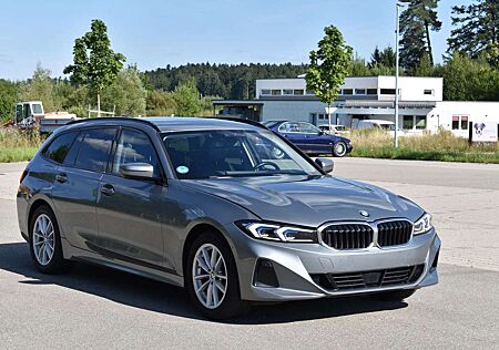 BMW 318 d*WIDESCEEN*AHK*LED*AHK*HUD*ACC*Kamera