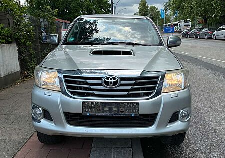 Toyota Hilux 2012 4 Doors