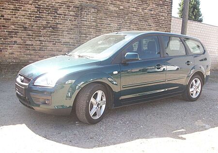 Ford Focus Turnier 1.6 16V Connection