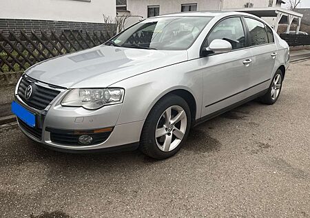 VW Passat Volkswagen Diesel 2.0 TDI DPF Trendline