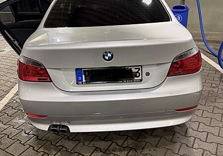 BMW 525i 525 Pack Confort A