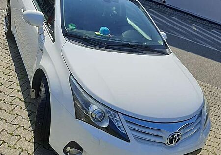 Toyota Avensis Combi 2.2 D-CAT Executive