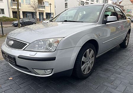 Ford Mondeo 1.8 Ghia