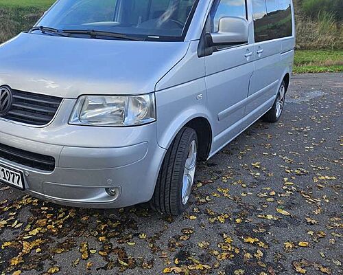 Volkswagen T5 Multivan Comfortline Motor+Getriebe NEU Scheckheft gepflegt