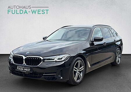 BMW 520 d Touring xDrive Laser Leder DrivAssist+ HuD