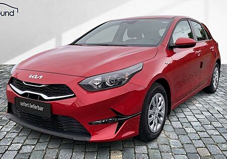 Kia Cee'd Ceed / CEED III 1,5 T-GDi Best DAB Navi Rückfahrk