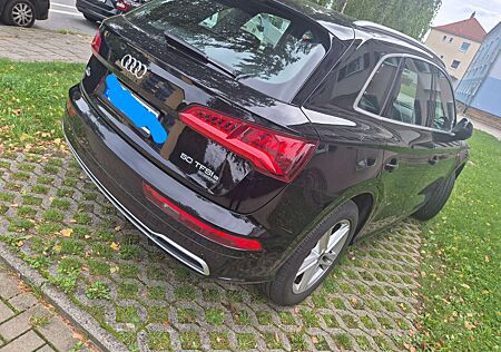 Audi Q5 Hybrid 50 TFSI e quattro S tronic design