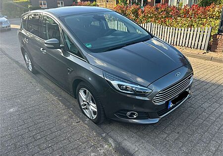 Ford S-Max 2.0 TDCi Aut. Titanium