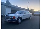 Mercedes-Benz CE 280 Coupe W123 Oldtimer