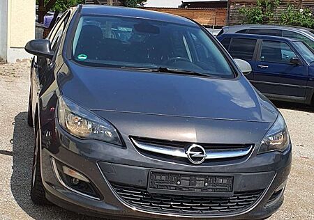 Opel Astra 2.0 CDTI DPF Edition