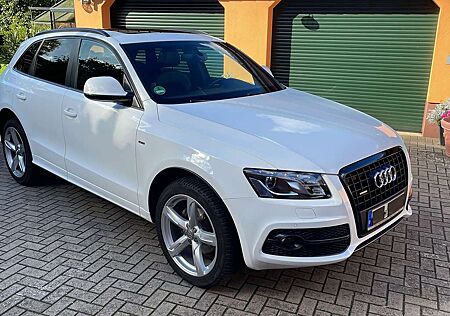 Audi Q5 2.0 TDI quattro Stronic S-Line
