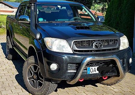 Toyota Hilux +4x4+Double+Cab+Autm.+Sol