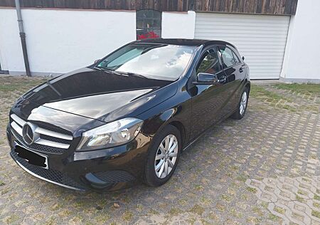 Mercedes-Benz A 180 CDI (BlueEFFICIENCY)