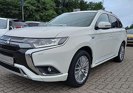 Mitsubishi Outlander PHEV Basis 4WD