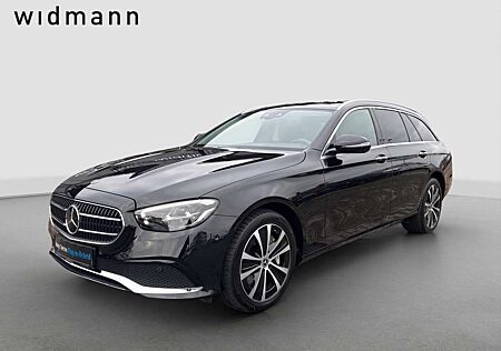 Mercedes-Benz E 300 de 4M T Panorama*Distronic*Navi*PTS*Kamera